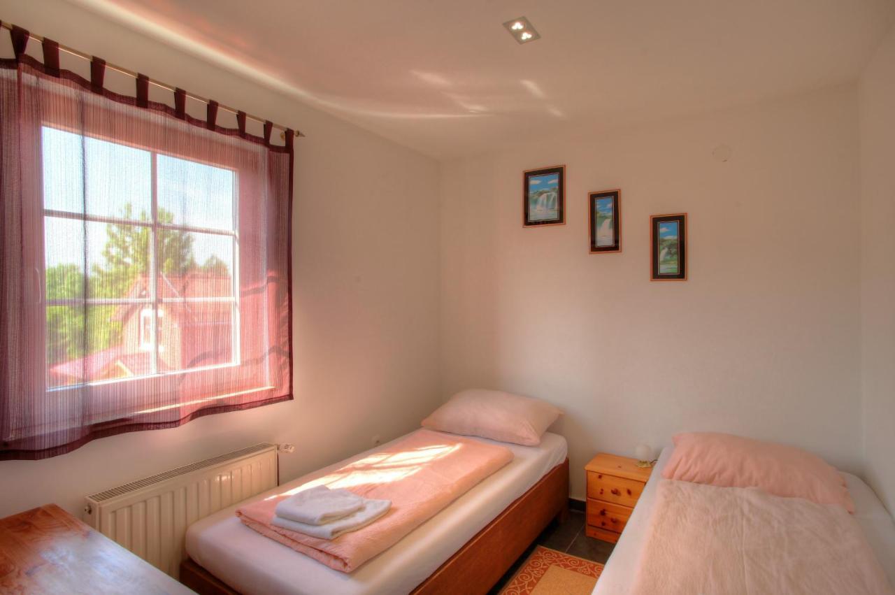 Bokun Apartments II Сисак Экстерьер фото